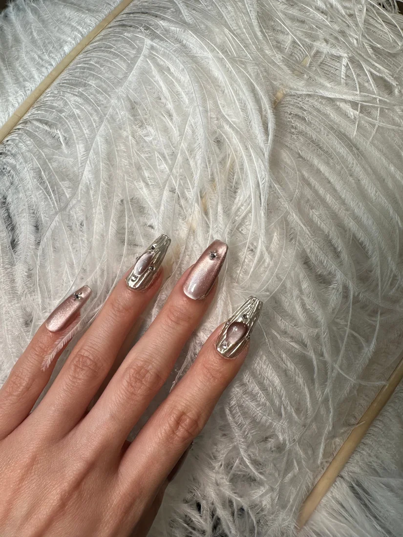 Pink Shine Press On Nails detail 7