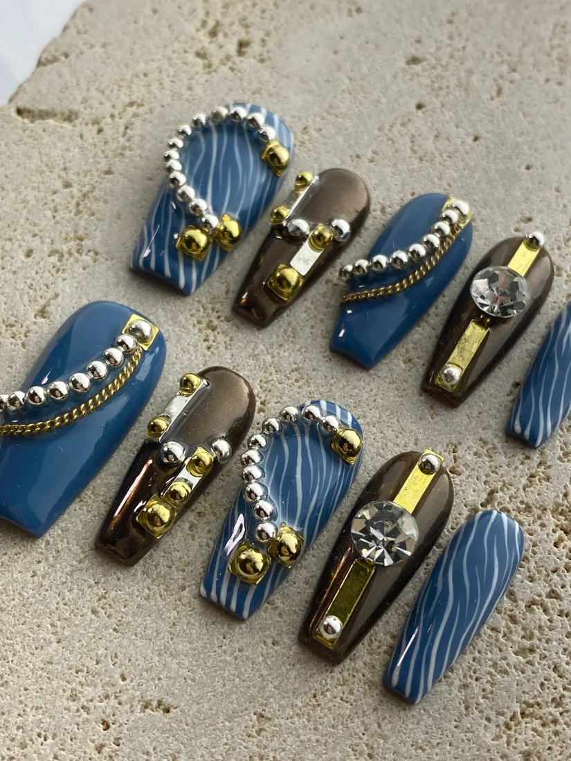 Blue Muse Press On Nails detail 2