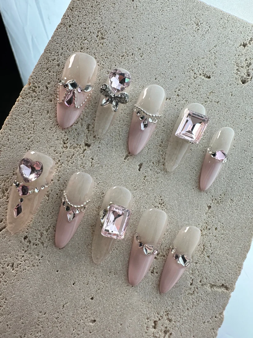 Princess Alice Press On Nails detail 4