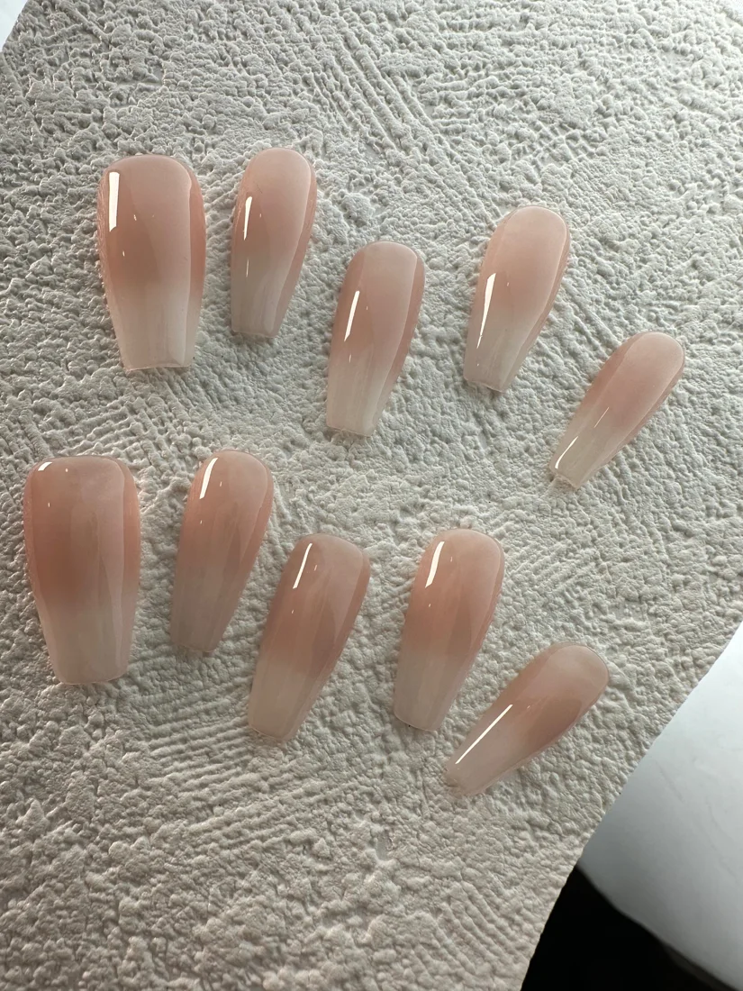 Nude Elegance Press On Nails detail 3