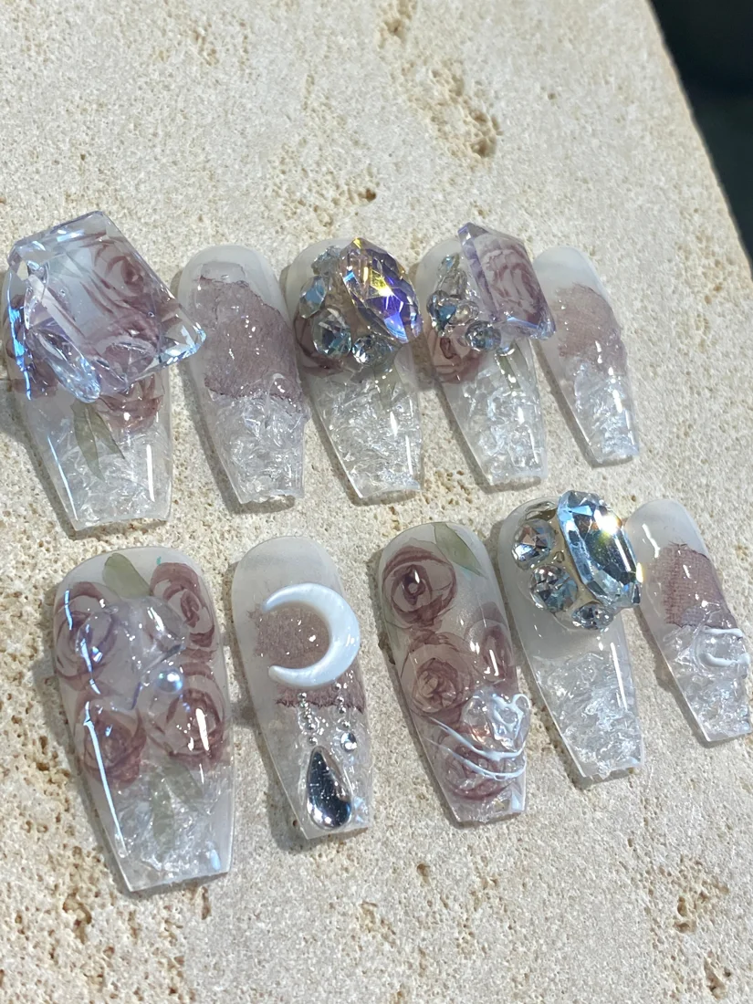Glossy Rosé Press On Nails detail 6