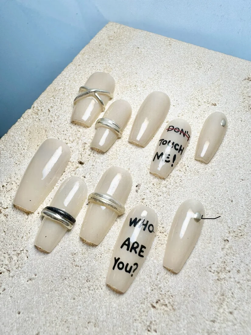 Touch Me! Press On Nails detail 2