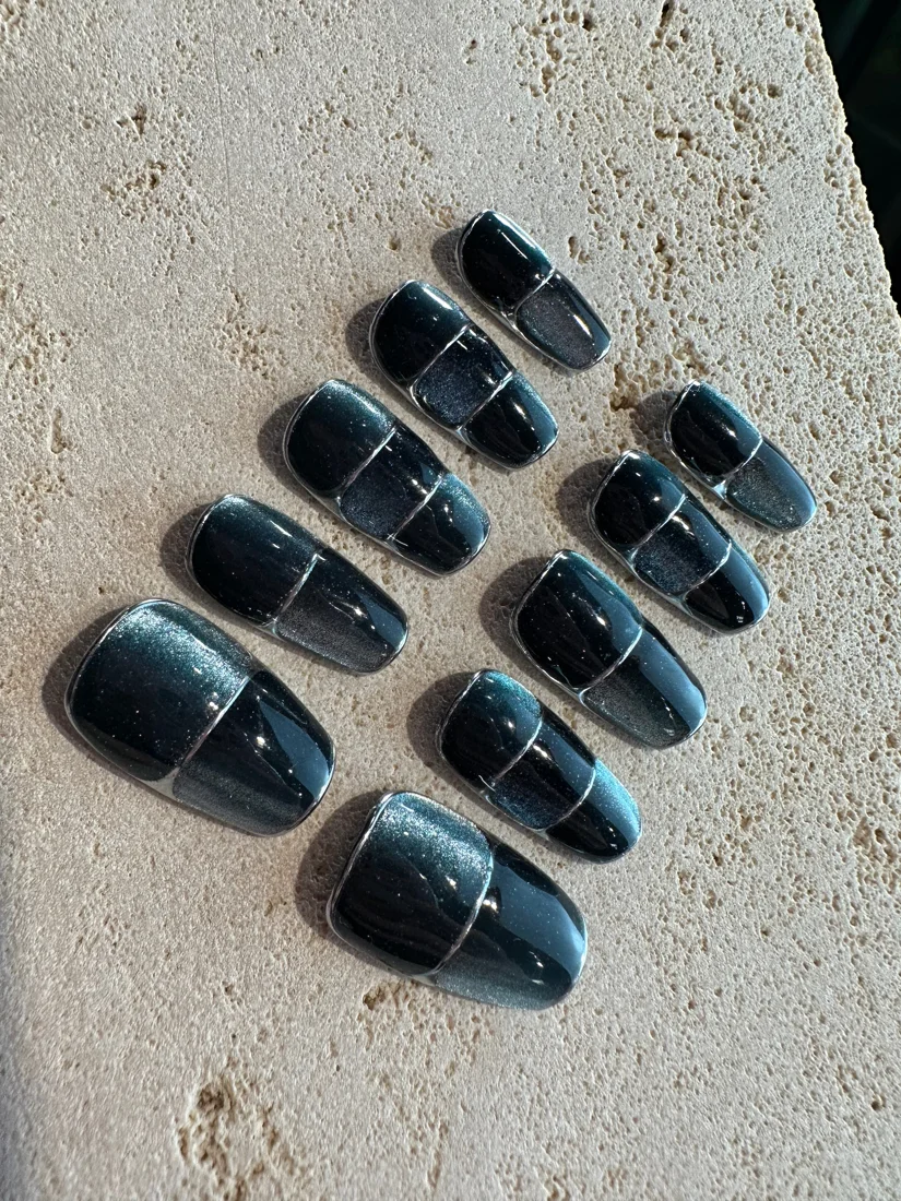 Green Gemstone Press On Nails - Medium Square detail 2