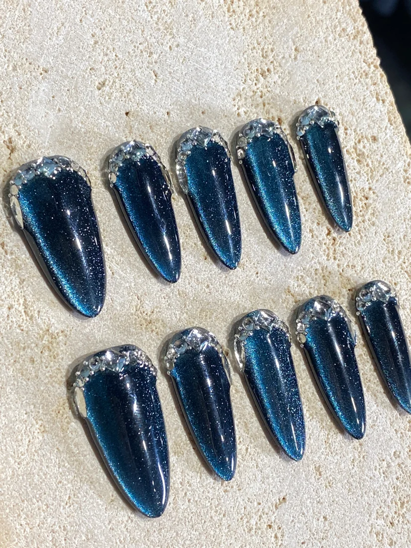 Spicy Dark Blue Press On Nails detail 7