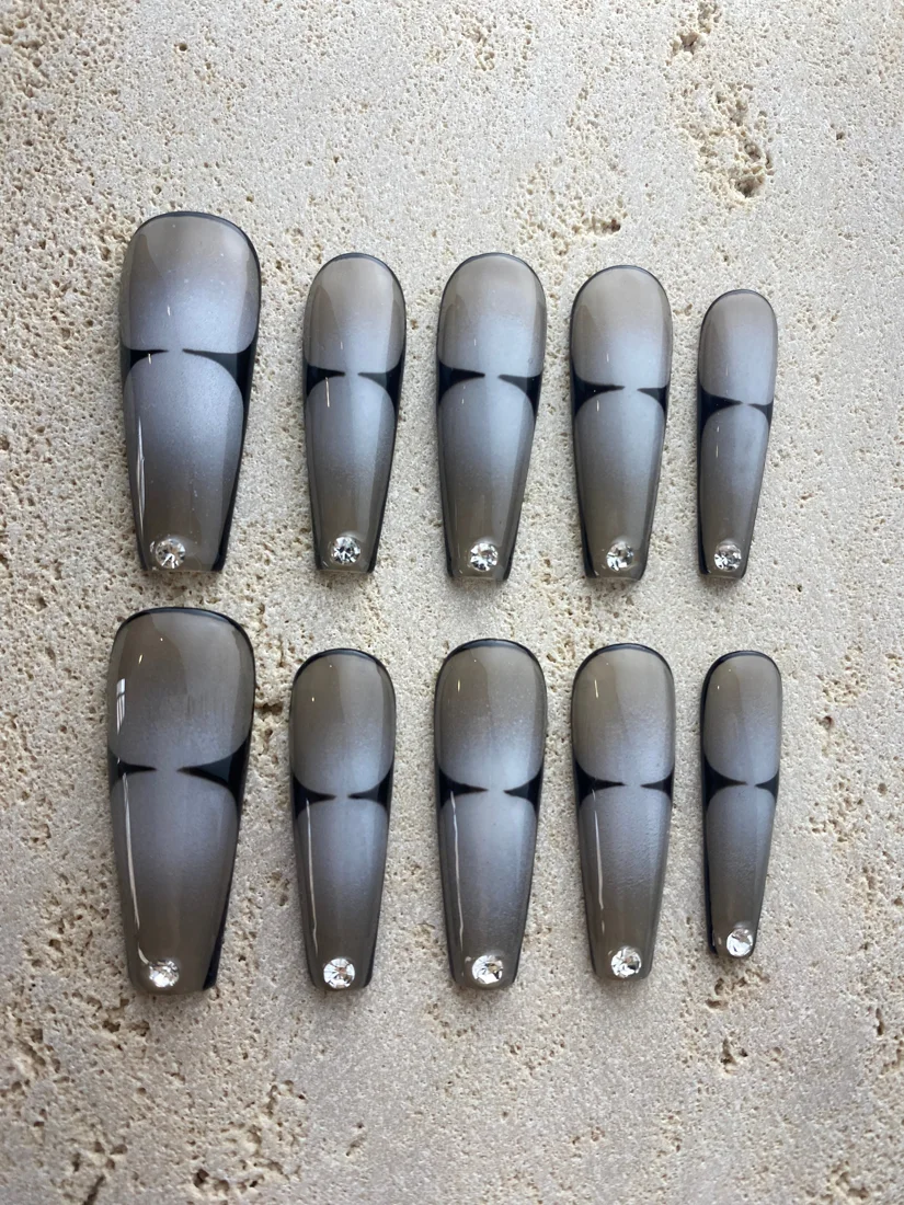 Ballet Hunter Press On Nails detail 4