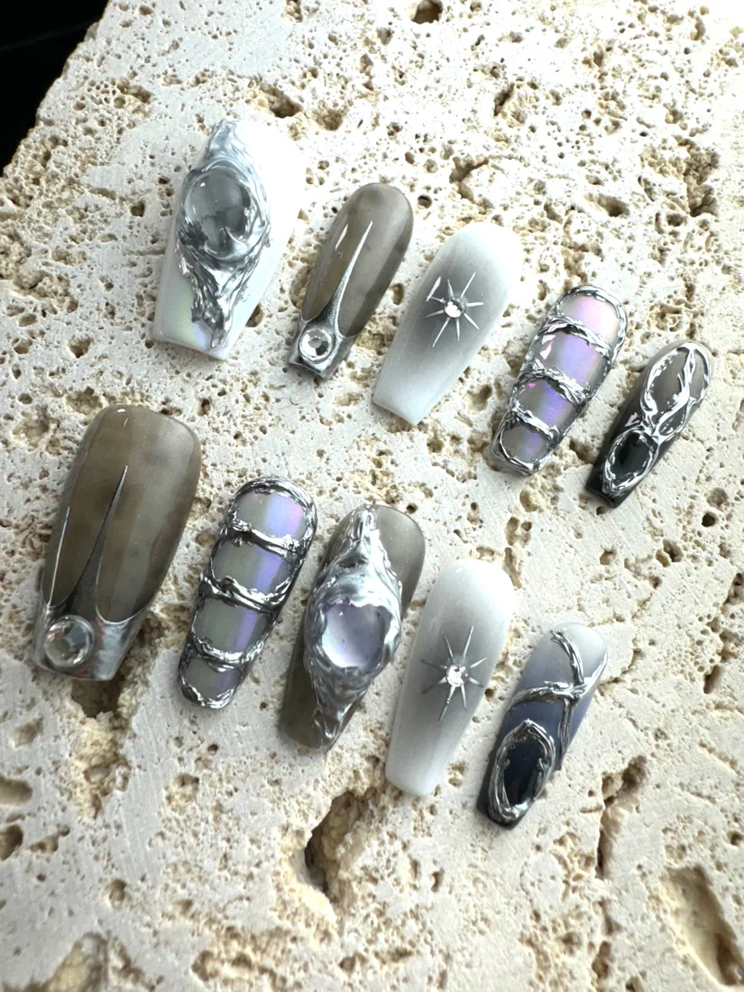 Iron Ore Princess Press On Nails detail 6