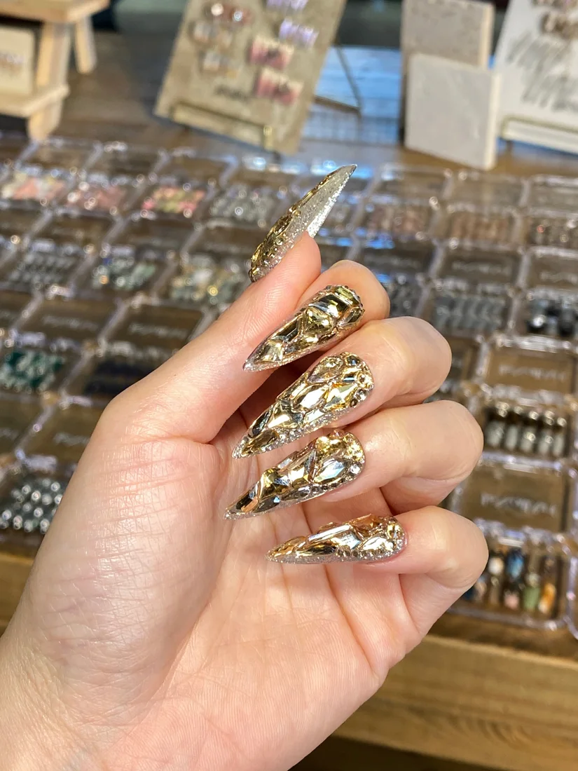 Diamond Life Press On Nails detail 5