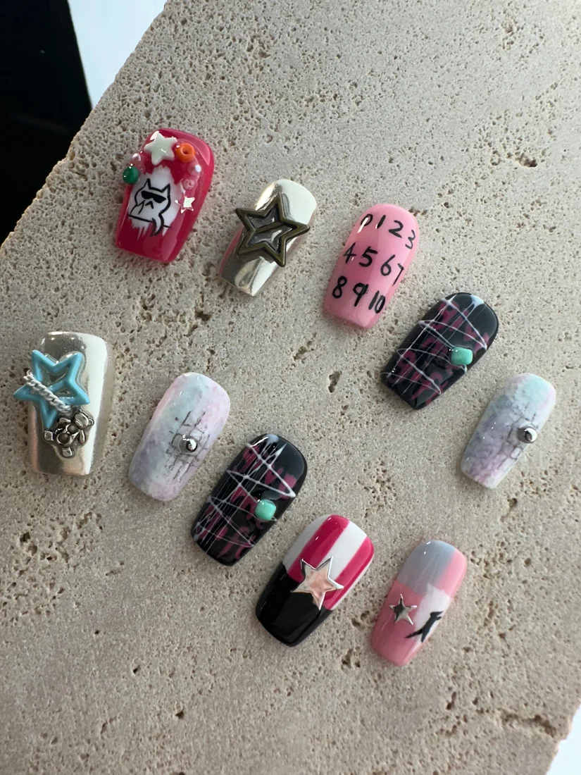 Graffiti Press On Nails-Funky detail 2