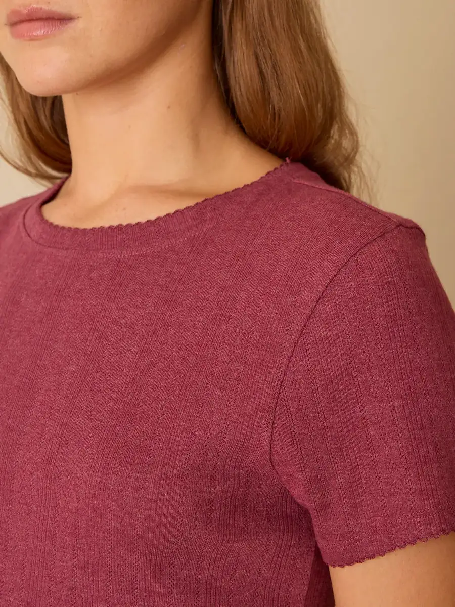 Isa Tee